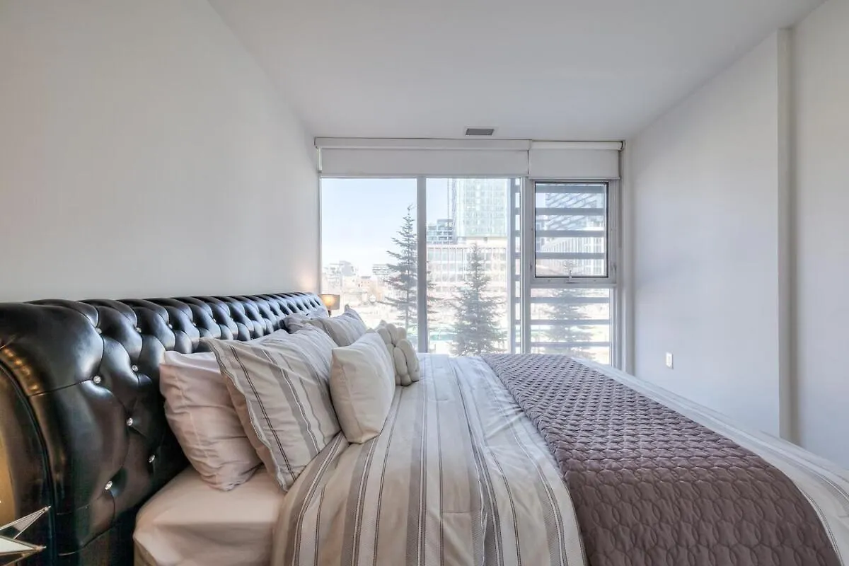 Charming 4Br Downtown Townhome Near Cn Tower Free Parking Toronto 0*,