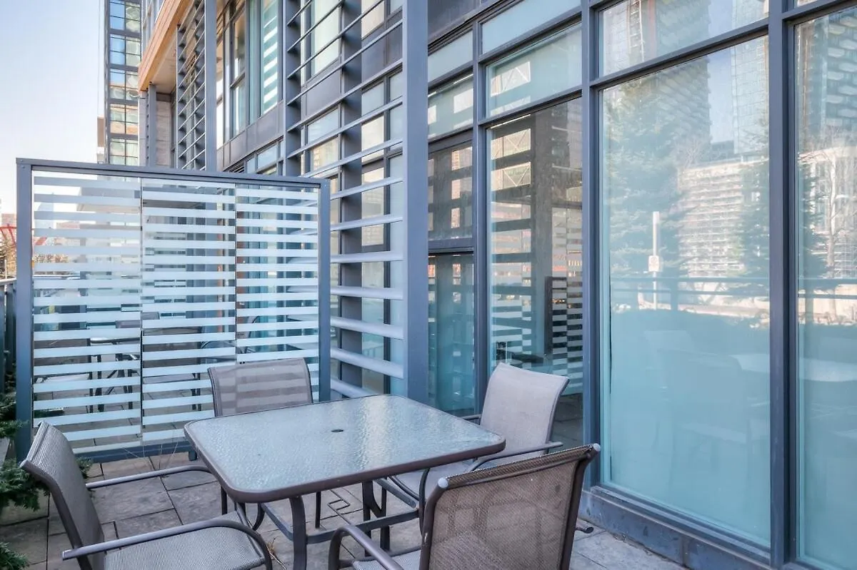 Charming 4Br Downtown Townhome Near Cn Tower Free Parking Toronto Apartman